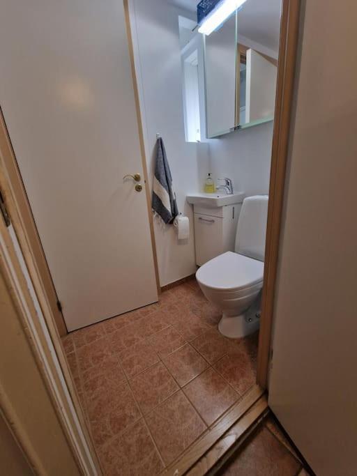 Centrally Located, Cozy W Free Prk. Apartamento *